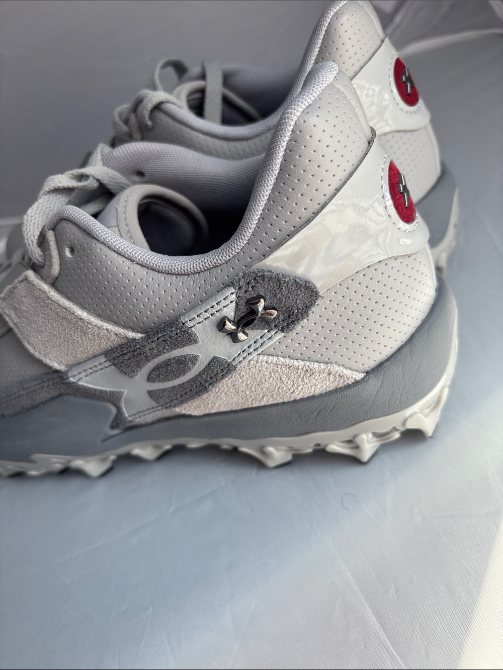 Under Armour Harper 10 Pro TPU Cleats!
Brand New W/O tags - Picture 3 of 6